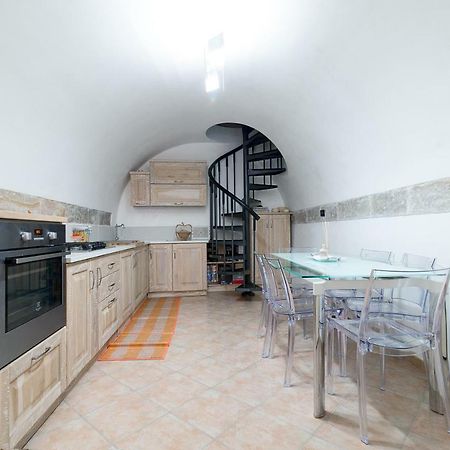 הוילה מורו לצ'זה Casa Dei Puffi In Salento מראה חיצוני תמונה